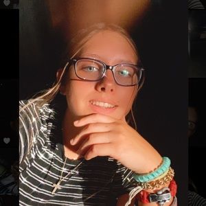 Meet your Posher, Kayleigh